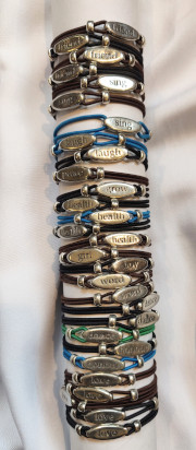 Armbänder