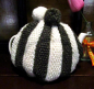 Preview: Carraig Donn Striped Tea Cosey Handknitted R 530 216
