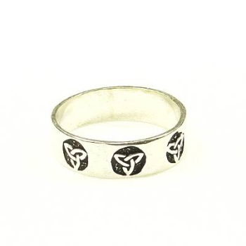 Celtic Silverring 3-Triquettas -13032