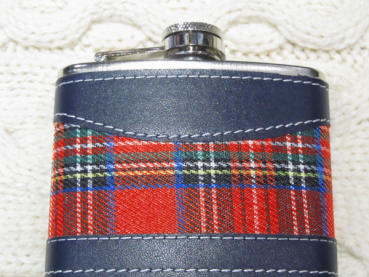 Preview: Flachmann keltisches Tartan Design