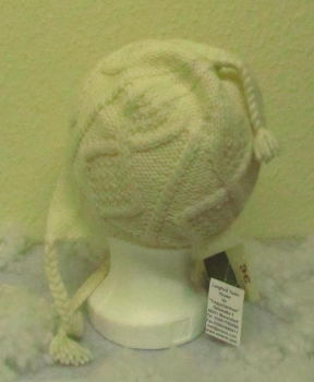 Aran Wollmütze mit Ohrenklappen