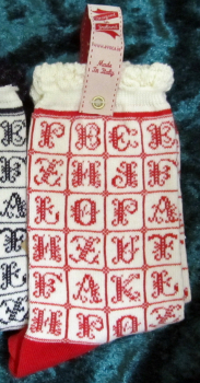 Avoca Ladies Socks Alphabet red