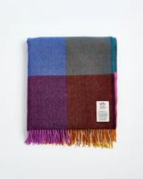 Avoca irish Lambswool Blanket "Hellfire"
