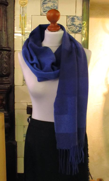 Avoca Woll Schal "Spektrum blau"