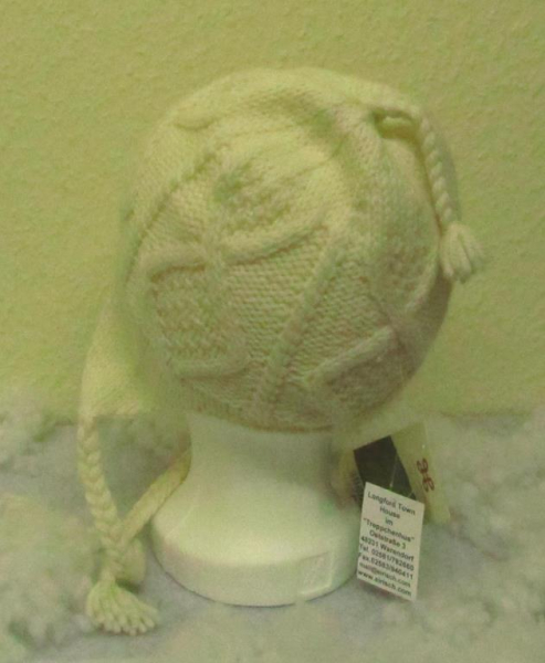 Aran Wollmütze mit Ohrenklappen
